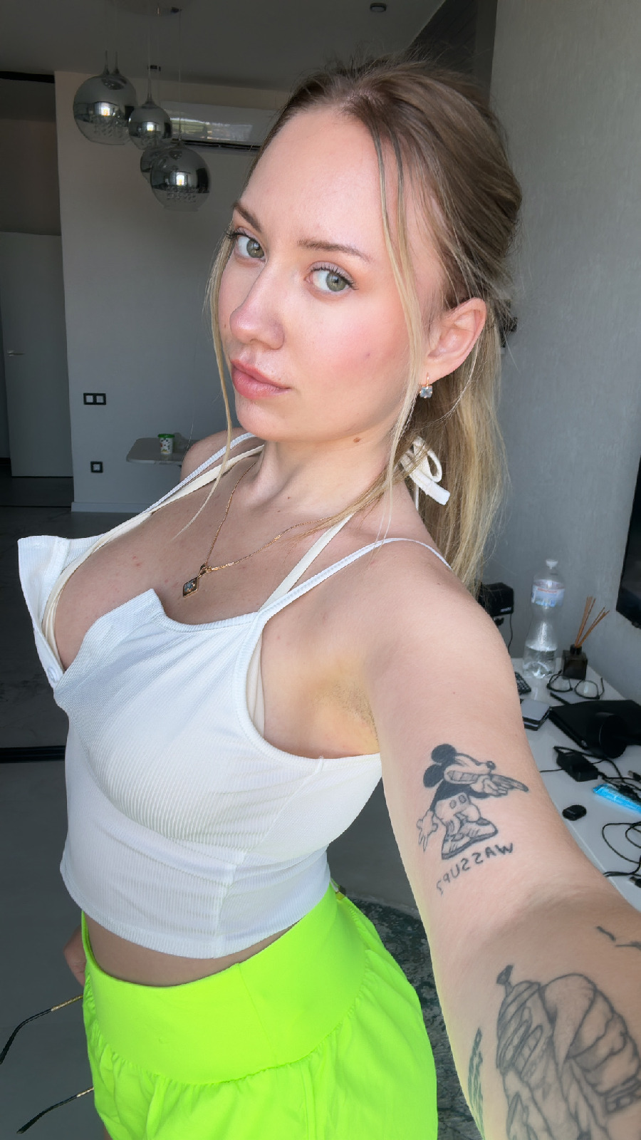 KateV in her underwear in Harbin