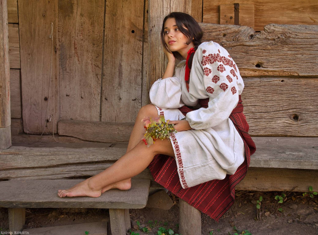Fresh photos, fresh mood — Women in Slavic costumes online in Harbin