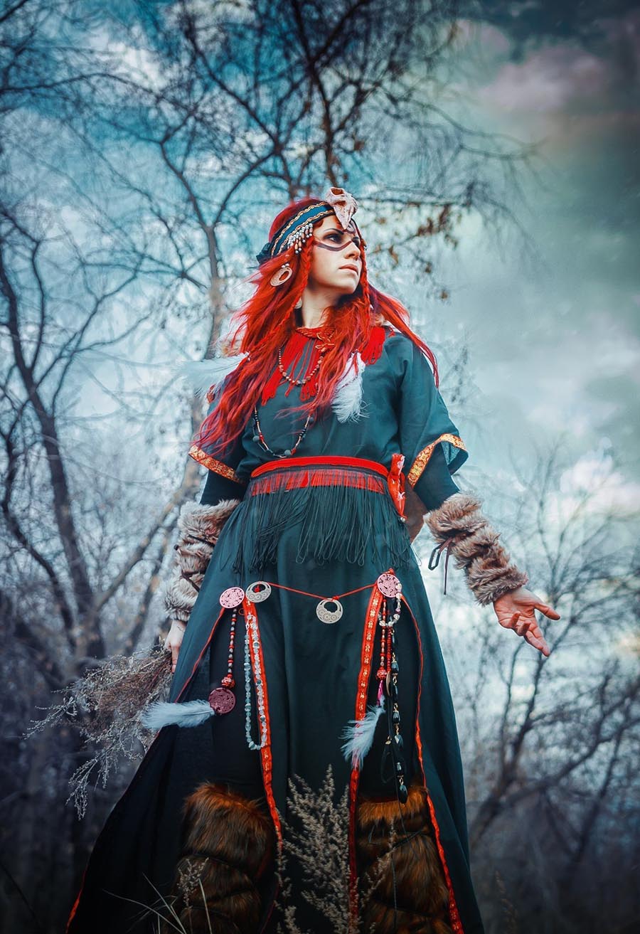 Take a pause and enjoy Girls in Slavic costumes — streaming from Harbin