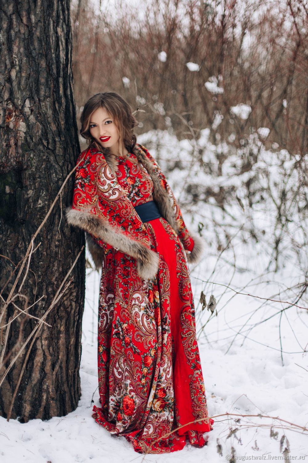Photo Girls in Slavic costumes in Harbin